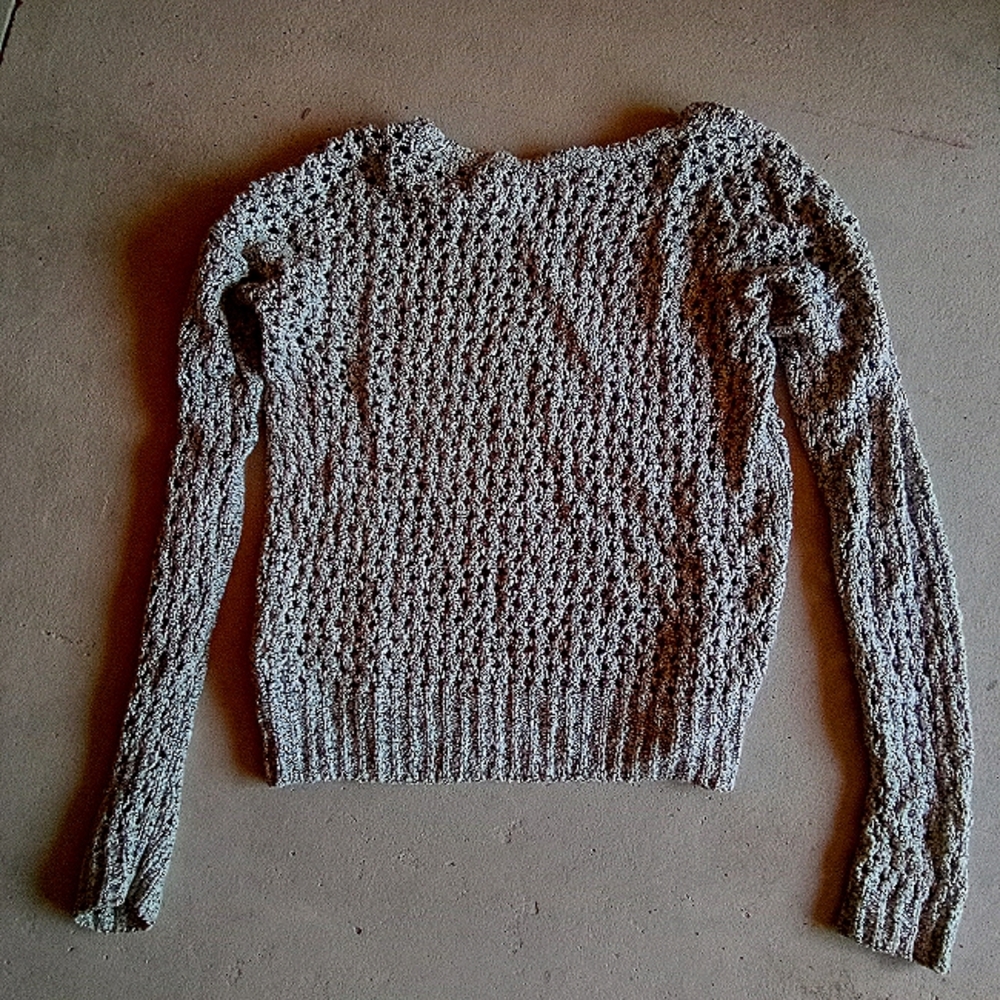 Medium Gray Abercrombie & Fitch Sweater
